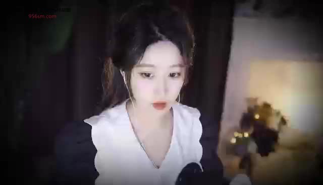 #大伊伊 吸管