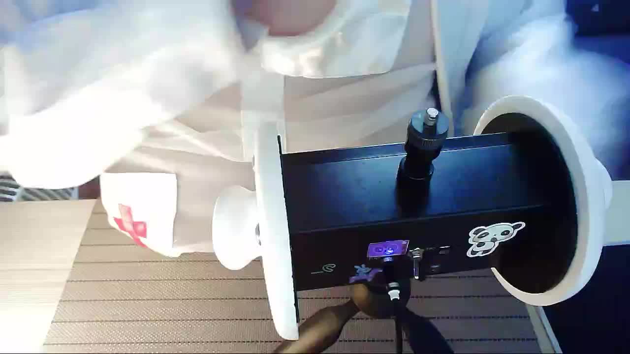 #软萌咩咩 舔耳