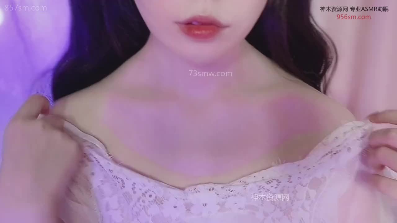 #唐樱樱 舔耳抹胸