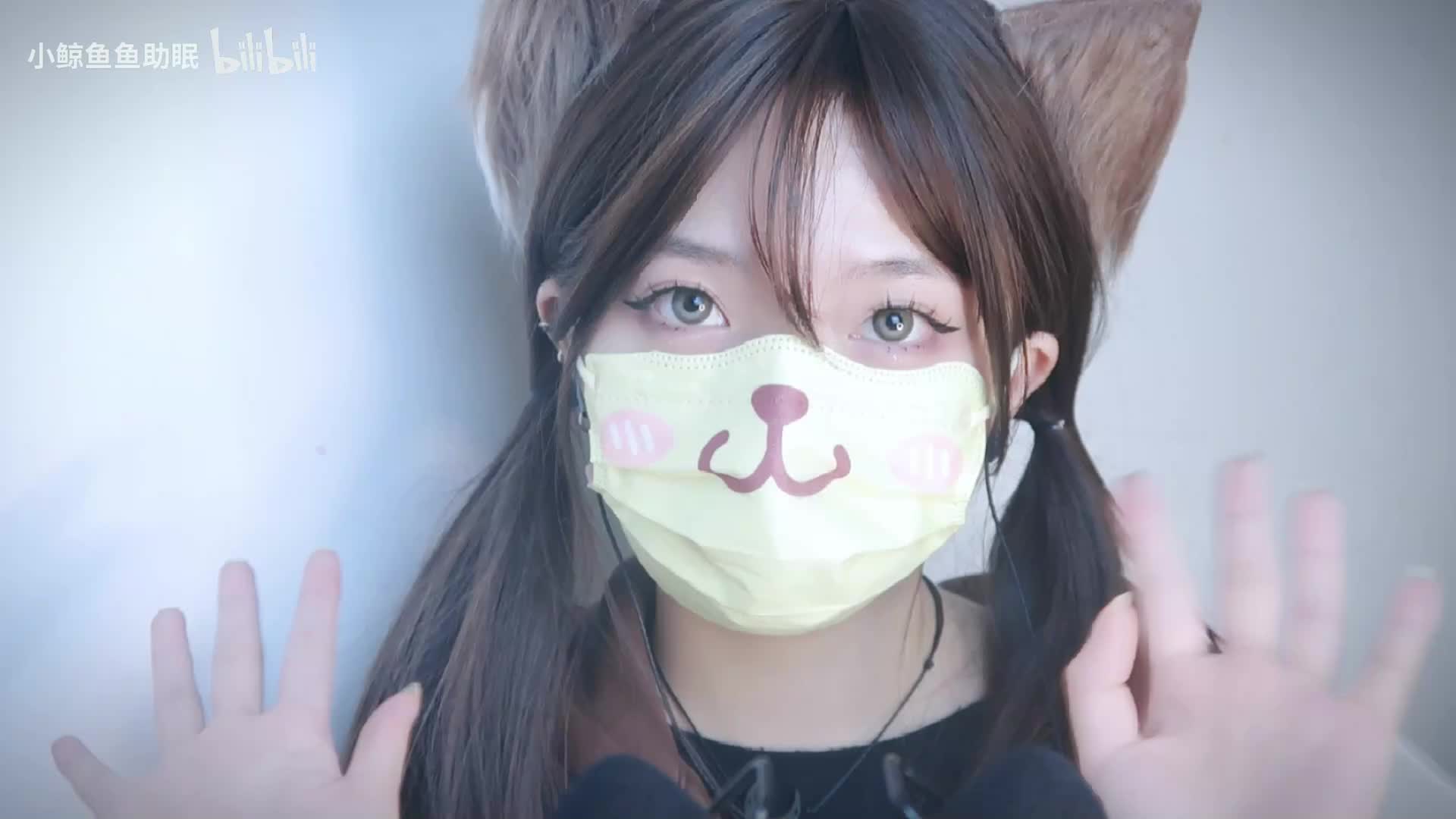 B站 #小鲸鱼owo 没标题。